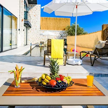 Zen - 2 Bedroom With Jacuzzi In Kalkan çayköy
